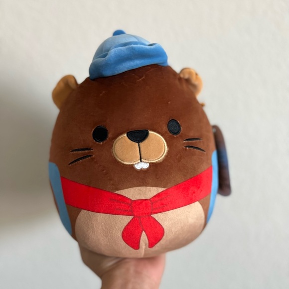 New 8” Chip the Beaver Squishmallows - Picture 3 of 11